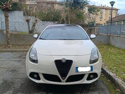 Usata Alfa Romeo Giulietta 170 CV (125 kW) 2010 Bianco Utilitaria
