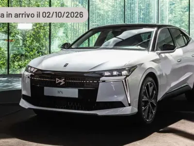 Nuova DS Automobiles DS4 Business 103 kW (141 CV) 2026 Argento Berlina