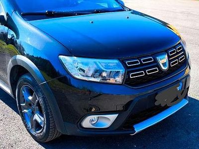 Usata Dacia Sandero 90 CV (66 kW) 2017 Nero Berlina