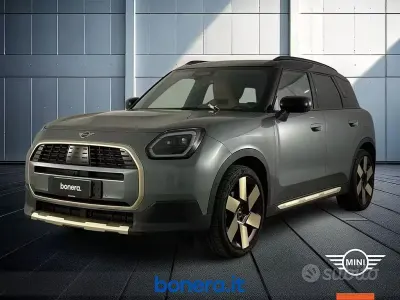 Usata Mini Countryman Favoured 150 CV (110 kW) 2024 Grigio SUV