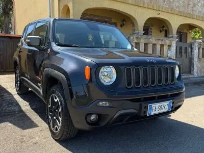 Usata Jeep Renegade Trailhawk 170 CV (125 kW) 2015 SUV