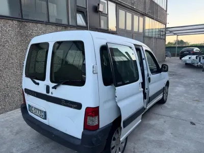 Usata Citroën Berlingo XTR 74 CV (54 kW) 2007 Bianco Monovolume