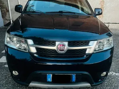 Usata Fiat Freemont Lounge 140 CV (102 kW) 2012 SUV