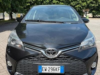 Occasion Toyota Yaris Style 99 ch (72 kW) 2014 Noir Citadine