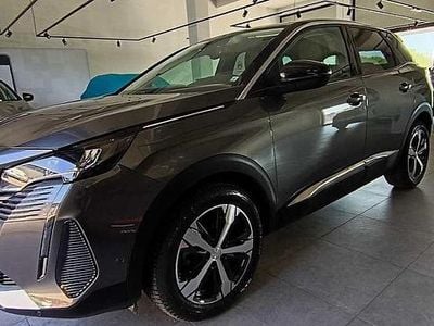 Usata Peugeot 3008 Allure 131 CV (96 kW) 2022 Grigio SUV