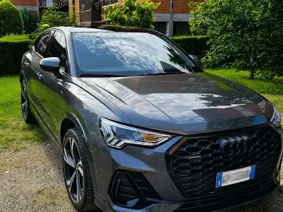 Usata Audi Q3 Sportback S-Line 190 CV (139 kW) 2022 Grigio SUV