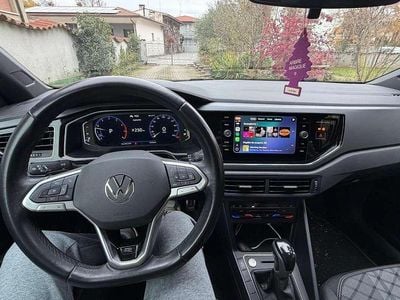 Usata VW Polo R-line 110 CV (80 kW) 2023 Blu Berlina
