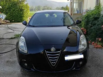 Usata Alfa Romeo Giulietta Distinctive 105 CV (77 kW) 2011 Utilitaria