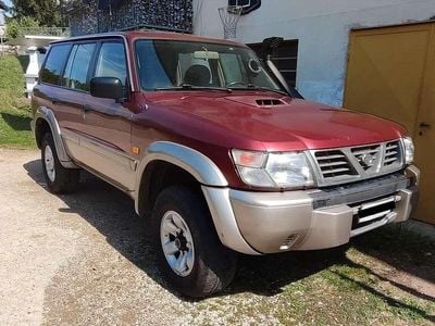 Usata Nissan Patrol 158 CV (116 kW) 2001 Rosso SUV
