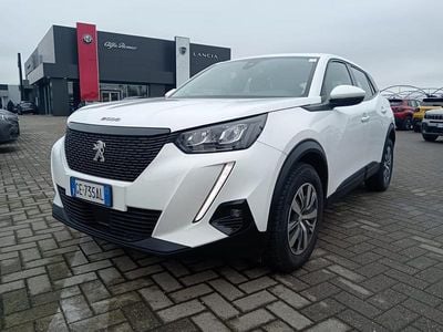 Usata Peugeot 2008 Active 102 CV (75 kW) 2021 Bianco SUV