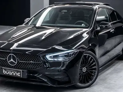 Usata Mercedes CLA200 AMG Line Premium Plus 150 CV (110 kW) 2025 Nero metall perlato SUV
