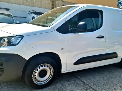 Usata Peugeot Partner 99 CV (72 kW) 2019 Bianco Monovolume