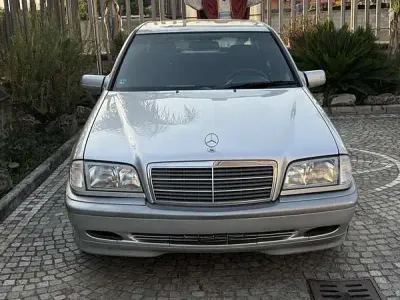 Usata Mercedes C180 Classic 122 CV (89 kW) 1999 Berlina