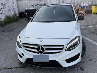 Käytetty Mercedes B180 109 HP (80 kW) 2015 Valkoinen Tila-auto