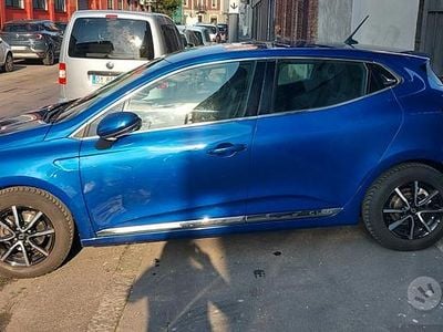 Usata Renault Clio V Intens 75 CV (55 kW) 2021 Blu Berlina