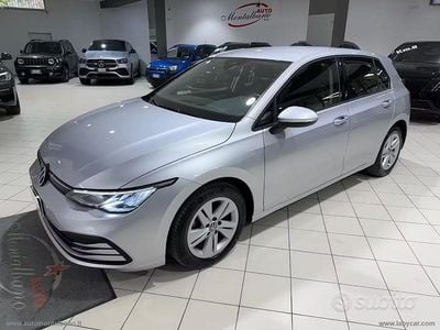 Usata VW Golf VII Life 150 CV (110 kW) 2020 Argento Berlina