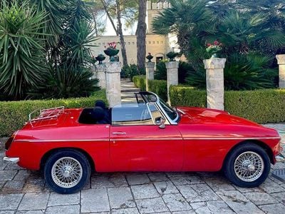Usata MG B 2018 Rosso Cabrio