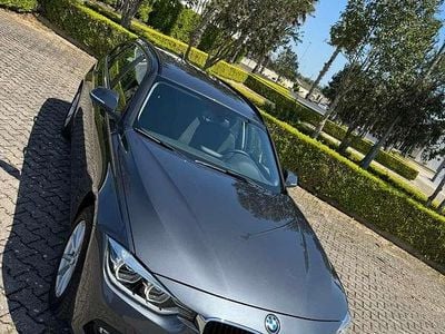 Usata BMW 320 Advantage 190 CV (139 kW) 2018 Mineral grau metallic Station wagon