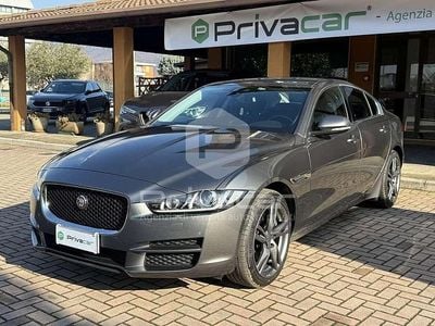 Usata Jaguar XE Pure 179 CV (131 kW) 2017 Grigio Berlina