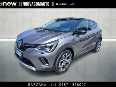 Usata Renault Captur Intens 101 CV (74 kW) 2023 Grigio SUV