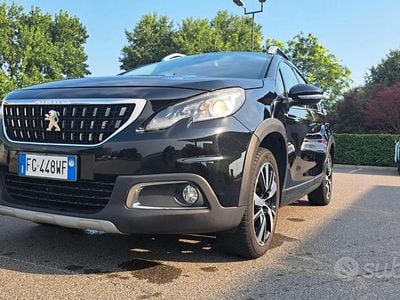 Usata Peugeot 2008 99 CV (72 kW) 2017 Nero SUV