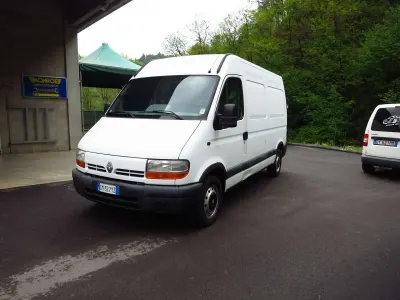 Begagnad Renault Master 90 HK (66 kW) 2003 Vit Van