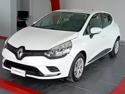 Usata Renault Clio IV 75 CV (55 kW) 2018 Bianco Berlina