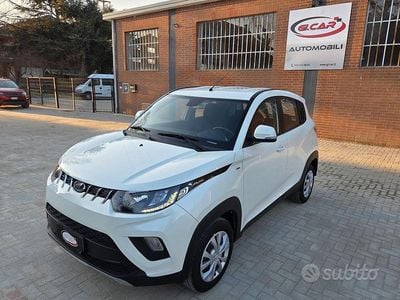 Usata Mahindra KUV100 87 CV (63 kW) 2020 Bianco SUV