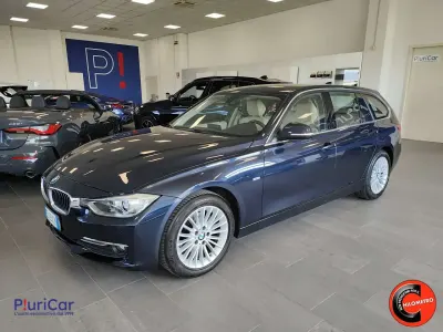 Usata BMW 320 Luxury Line 184 CV (135 kW) 2015 Blu/azzurro Station wagon