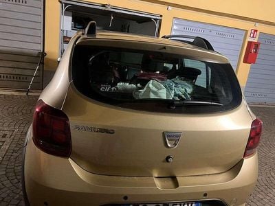 Oro Usata 2017 Dacia Sandero Stepway Berlina | 10.500 € (Buon prezzo)