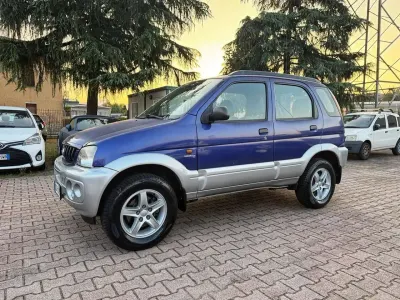 Usata Daihatsu Terios 86 CV (63 kW) 2002 Blu/azzurro SUV