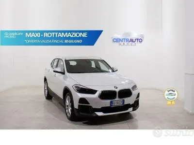 Usata BMW X2 Efficient Dynamics 150 CV (110 kW) 2021 Bianco SUV
