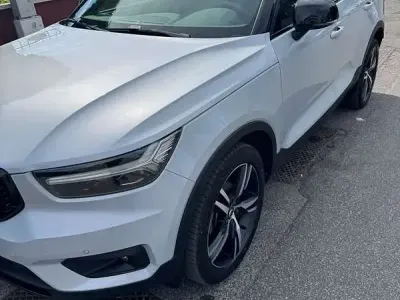 Usata Volvo XC40 Momentum 150 CV (110 kW) 2021 SUV