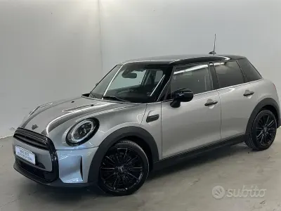 Usata Mini Cooper 136 CV (100 kW) 2023 Argento Utilitaria
