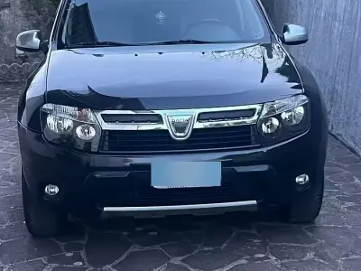 Usata Dacia Duster 105 CV (77 kW) 2012 Nero SUV