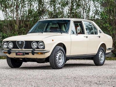 Usata Alfa Romeo Alfetta 109 CV (80 kW) 1972 Bianco Coupé