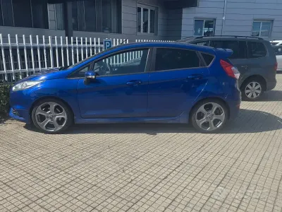 Usata Ford Fiesta ST 182 CV (133 kW) 2017 Blu Utilitaria