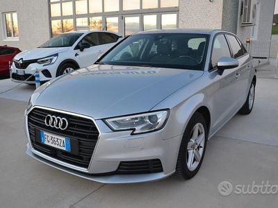 Usata Audi A3 Business 110 CV (80 kW) 2017 Grigio Berlina