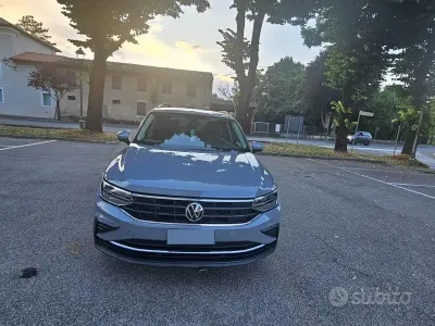 Usata VW Tiguan 122 CV (89 kW) 2021 Grigio SUV