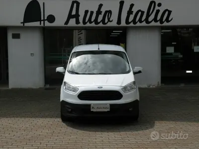 Usata Ford Courier 75 CV (55 kW) 2018 Bianco Monovolume