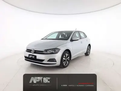 Usata VW Polo Comfortline 90 CV (66 kW) 2021 Grigio Utilitaria