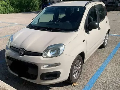Usata Fiat Panda Pop 69 CV (50 kW) 2017 Beige Utilitaria
