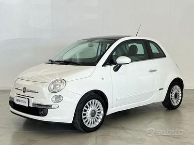 Bianco Usata 2010 Fiat 500 Lounge Utilitaria | 5400 € (Buon prezzo)
