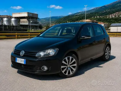 Usata VW Golf VI 105 CV (77 kW) 2011 Nero Utilitaria