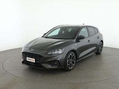 Grigio Usata 2018 Ford Focus ST-Line Berlina | 16.299 € (Buon prezzo)