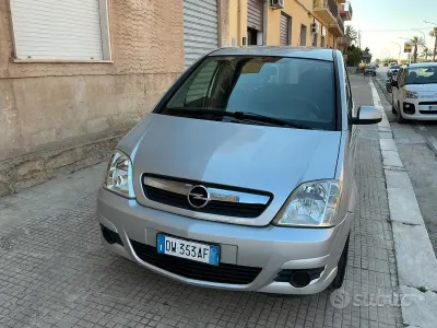 Usata Opel Meriva Enjoy 75 CV (55 kW) 2009 Grigio Monovolume
