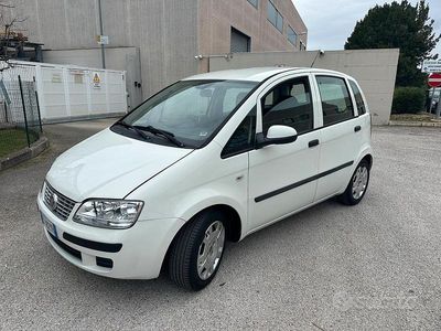 Usata Fiat Idea 95 CV (69 kW) 2012 Bianco Monovolume