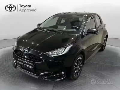 Usata Toyota Yaris Hybrid Trend 116 CV (85 kW) 2022 Nero Berlina