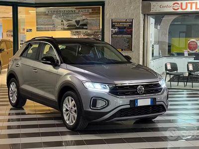 Occasion VW T-Roc Life 116 PK (85 kW) 2024 Grijs SUV