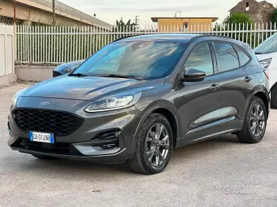 Usata Ford Kuga ST-Line X 190 CV (139 kW) 2020 Grigio SUV